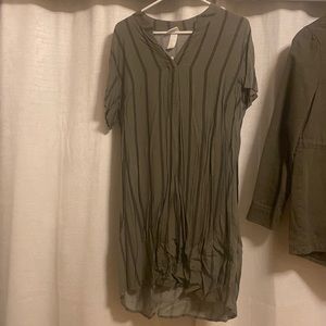 Olive green stripped dress loose fitting